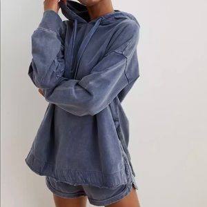 Aerie XSmall Oversized Blue Washed Hoodie